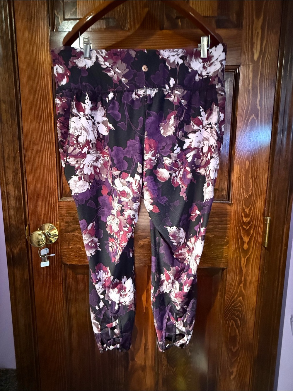 Livi Active Floral Purple Black Leggings